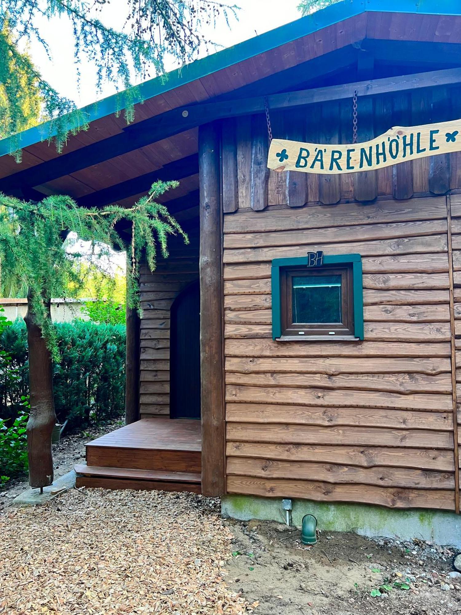 Holzhaus Baerenhoehle Am Wald Und See ノイルピーン エクステリア 写真
